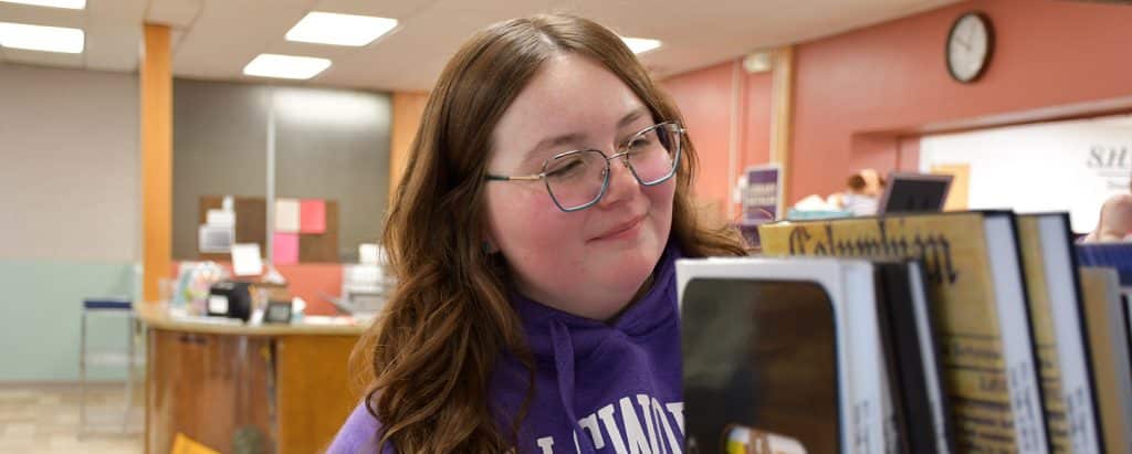 Ellsworth-English-Student