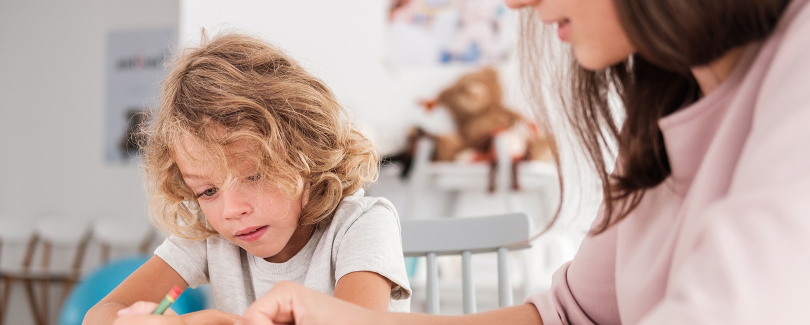 Social-worker-with-client.