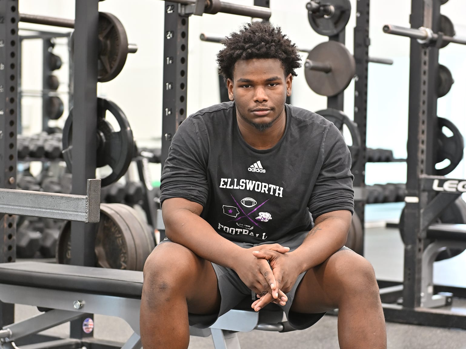 Ellsworth-Athlete-Lifting-Weights-Dale Howard